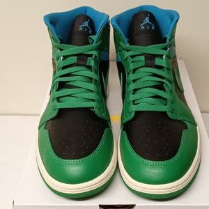 Wmns Air Jordan 1 mid